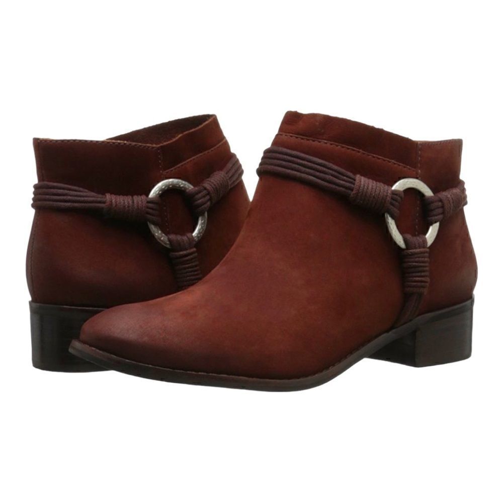 Bernado Francesca Bootie NWOT  